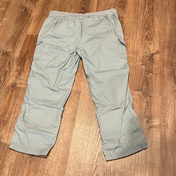 Woman Within 18W Light Gray Cargo Pants - Picture 4 of 5